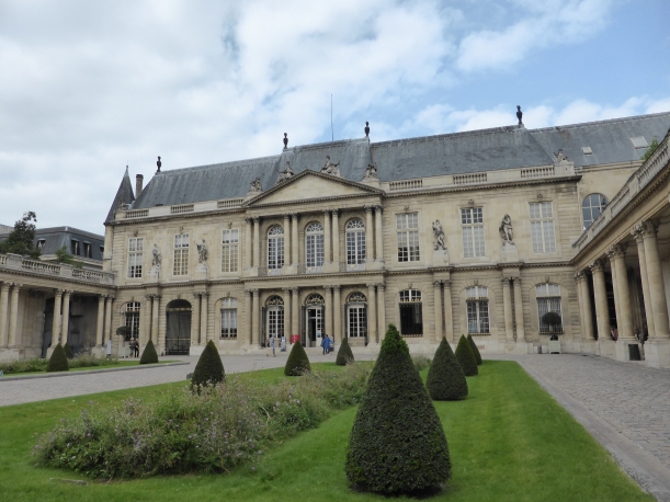 Archives Nationales - not 16th-century architecture, but still pretty impressive!