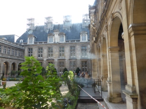 Courtyard of the Hôtel Carnavalet